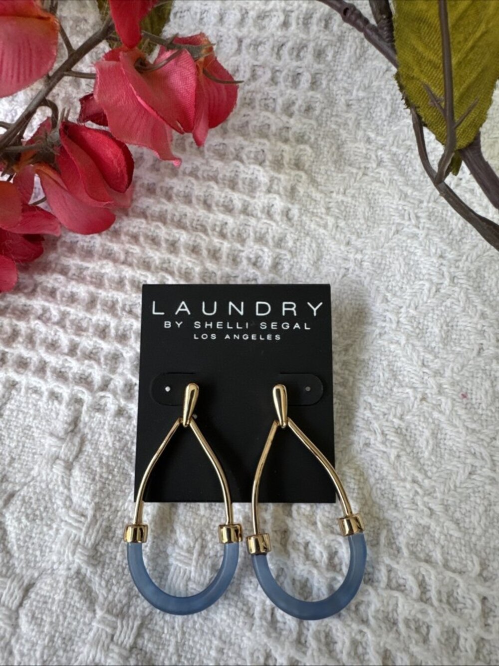 Laundry Shelli Segal Oval Hoop Drop Earrings Dangle Blue Gold Tone 2" NEW